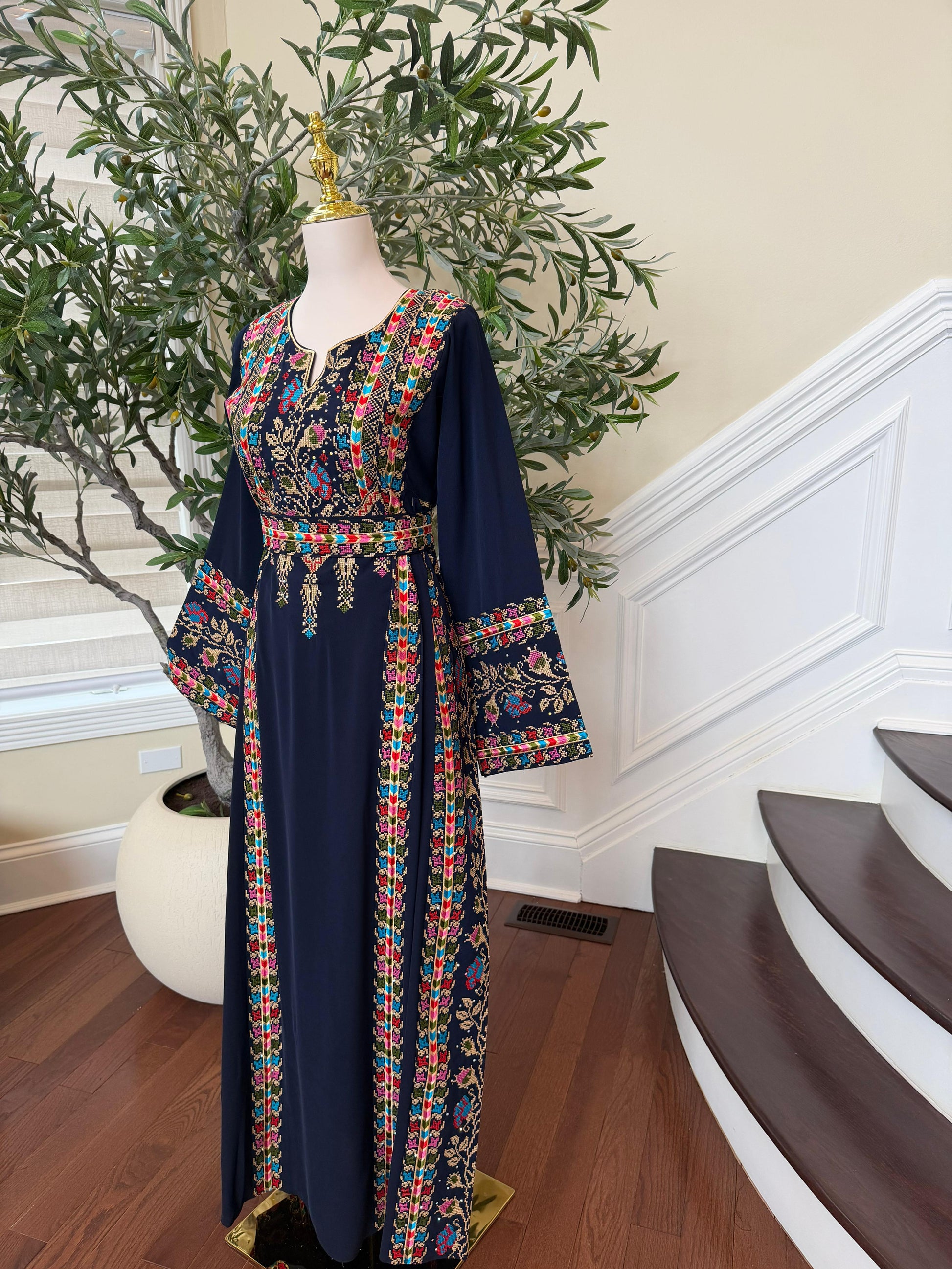 Navy Blue Embroidery Tatreez Thobe