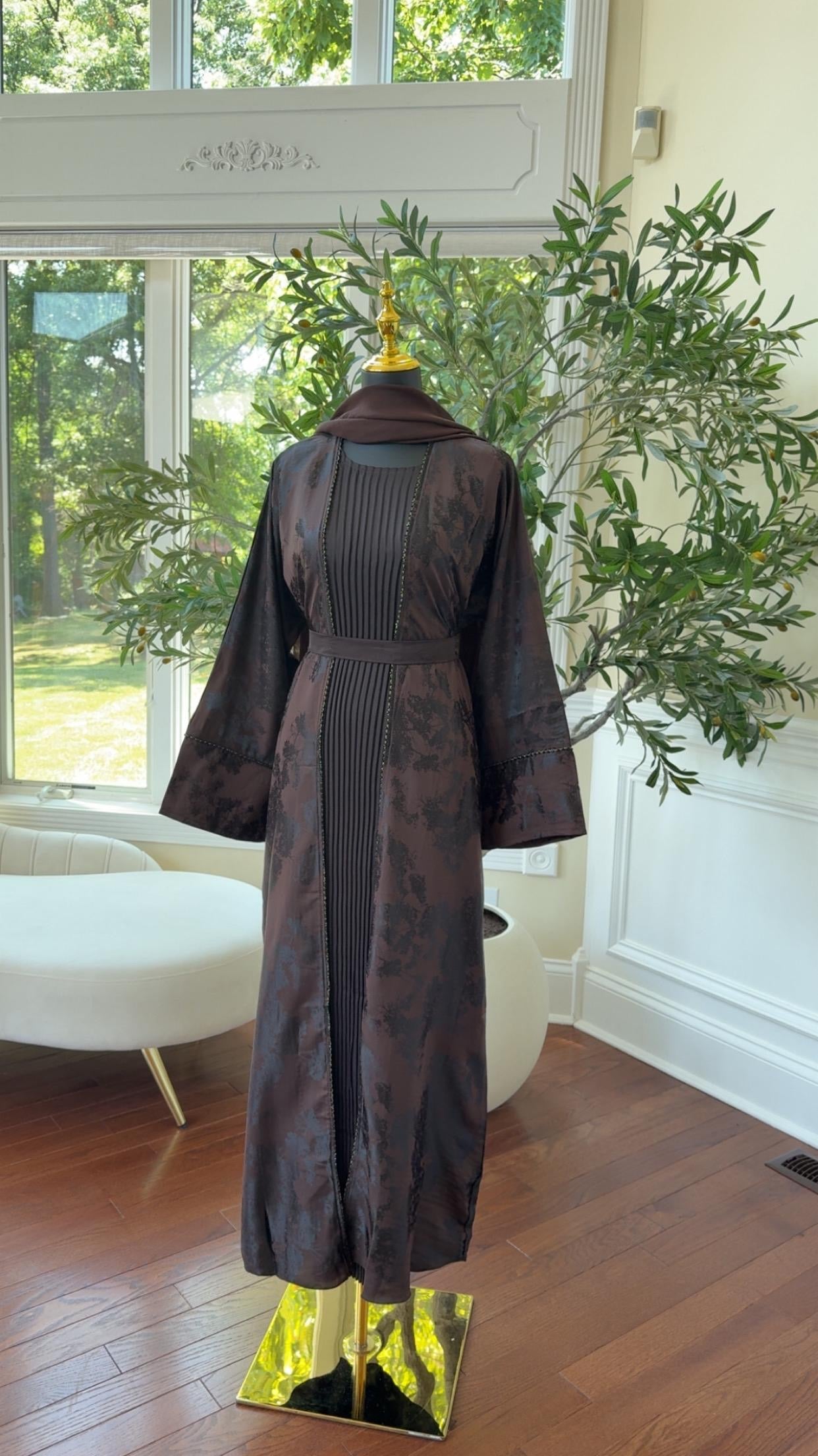 Mystic Midnight Purple Rose Abaya