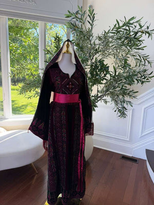 Velvet Green Embroidery Tatreez Thobe