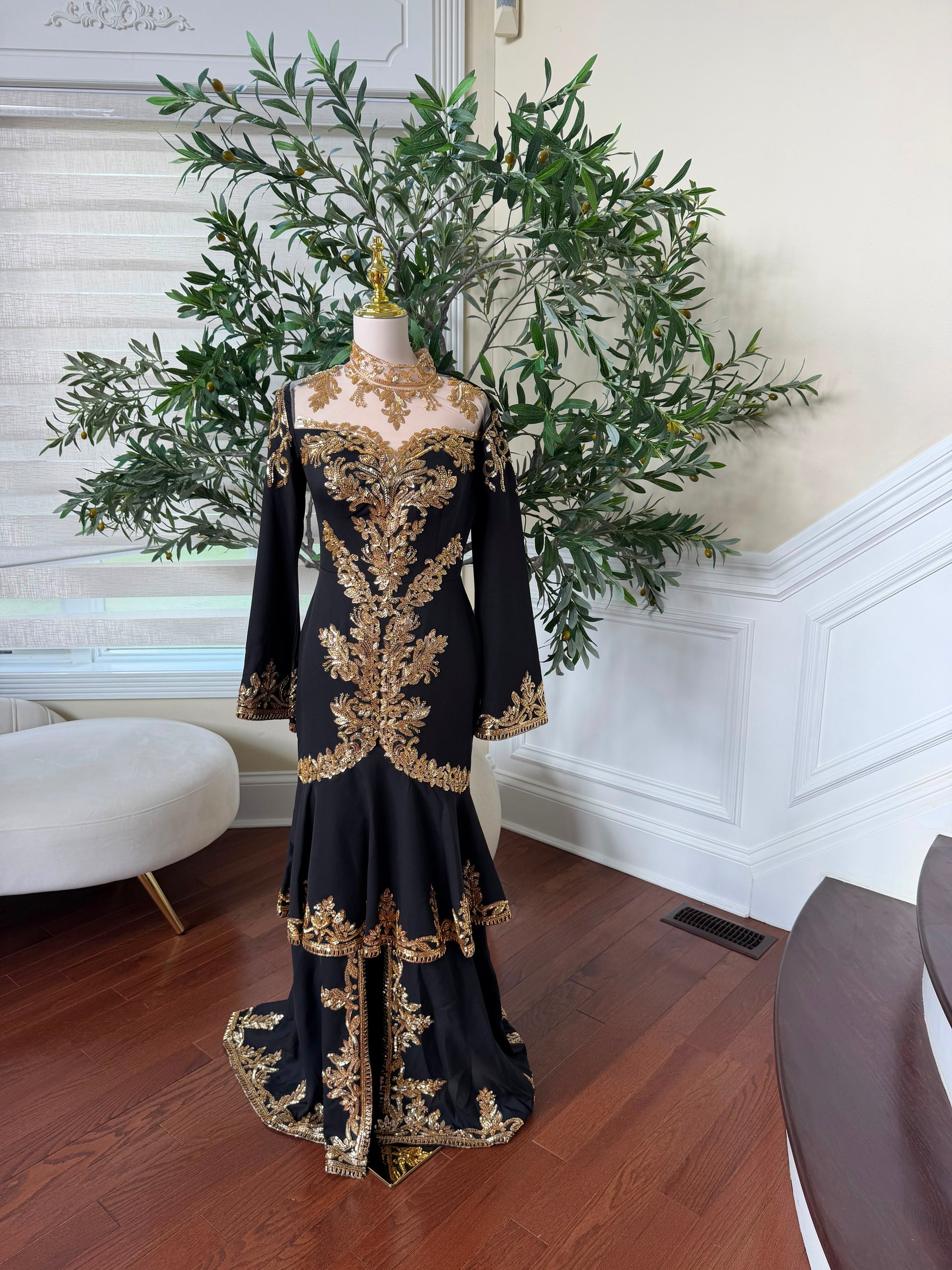 Black Golden Elegance Beaded Kuftan