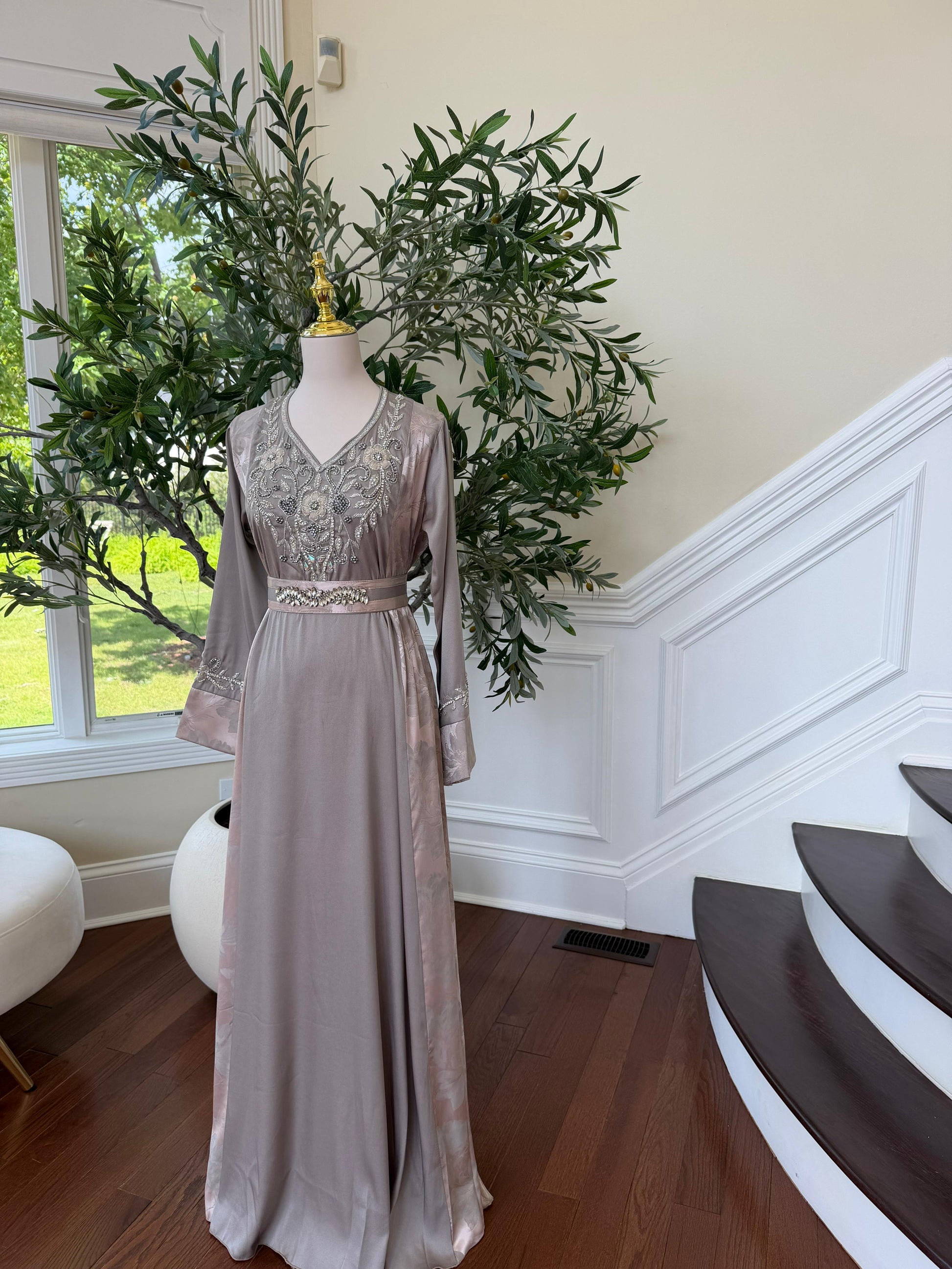 Silver Beaded Elegance Kuftan