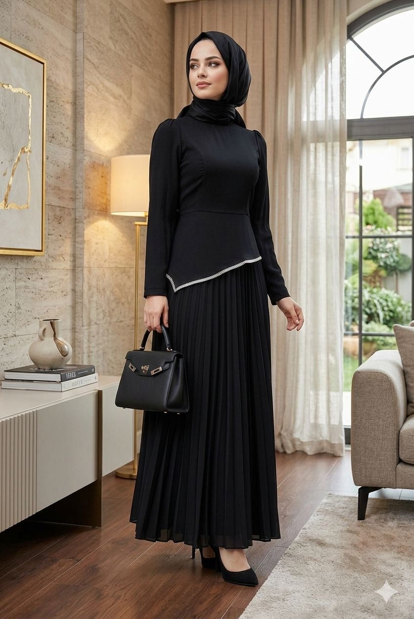Black Bloom Elegance Maxi Dress