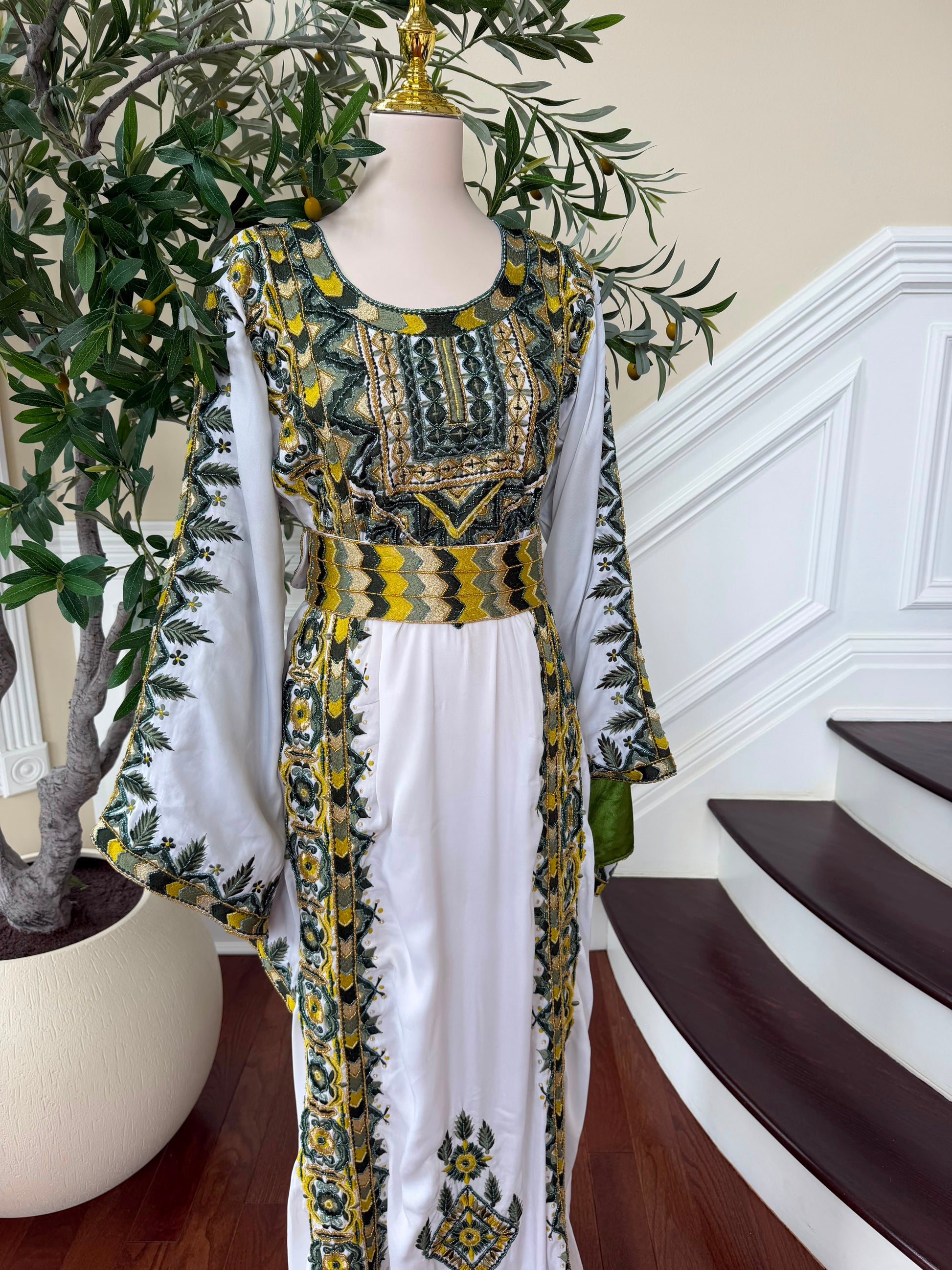 White Embroidery Beaded Thobe