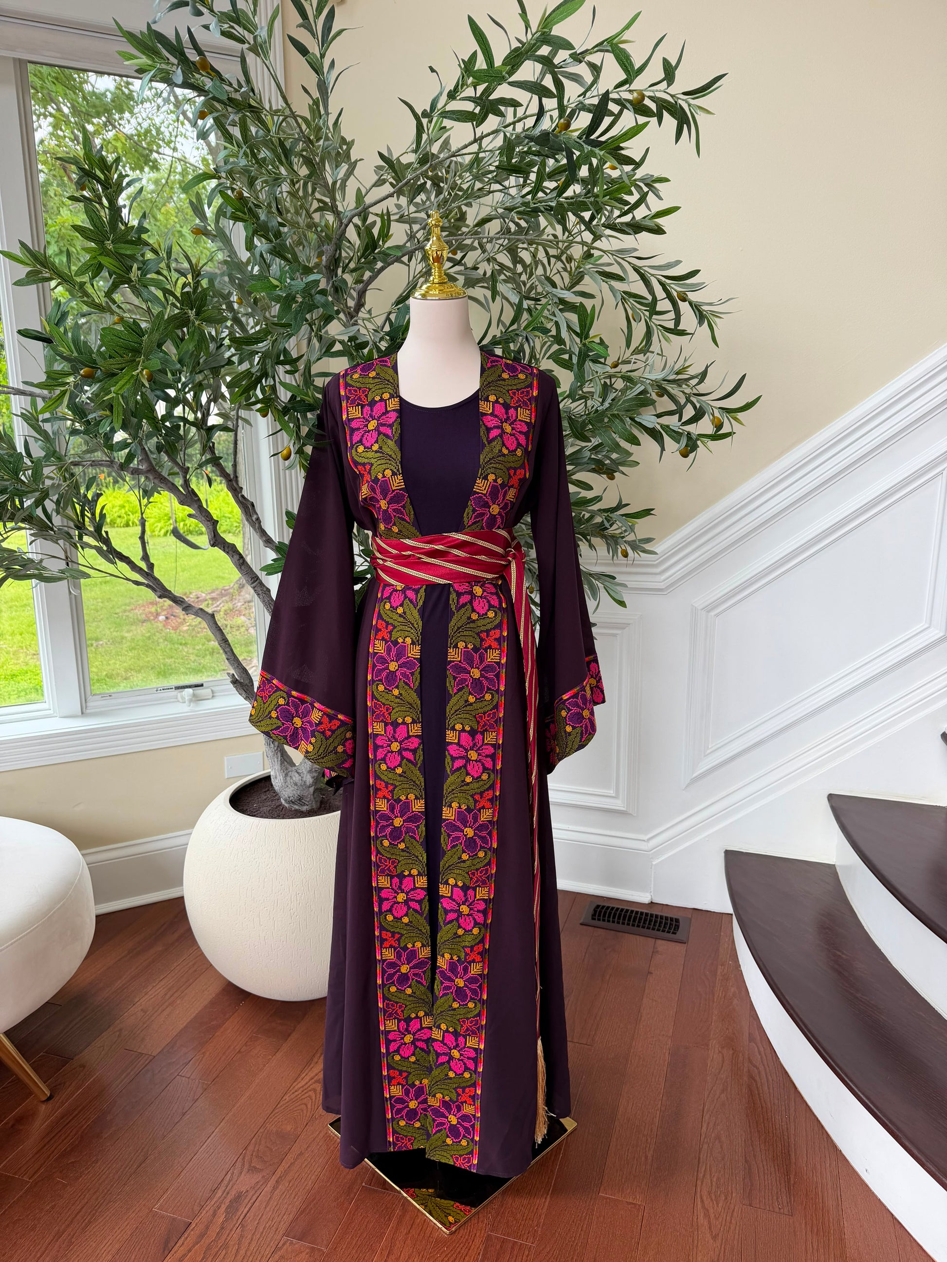 Purple Tatreez Embroidery Floral Thobe