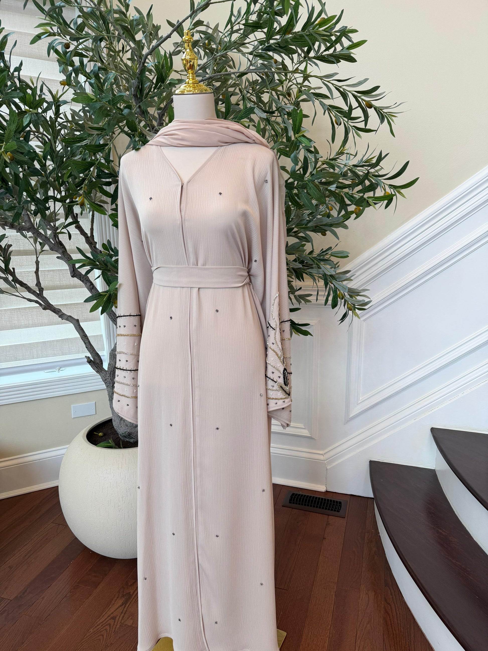 Cream Sleeve Beaded Abaya