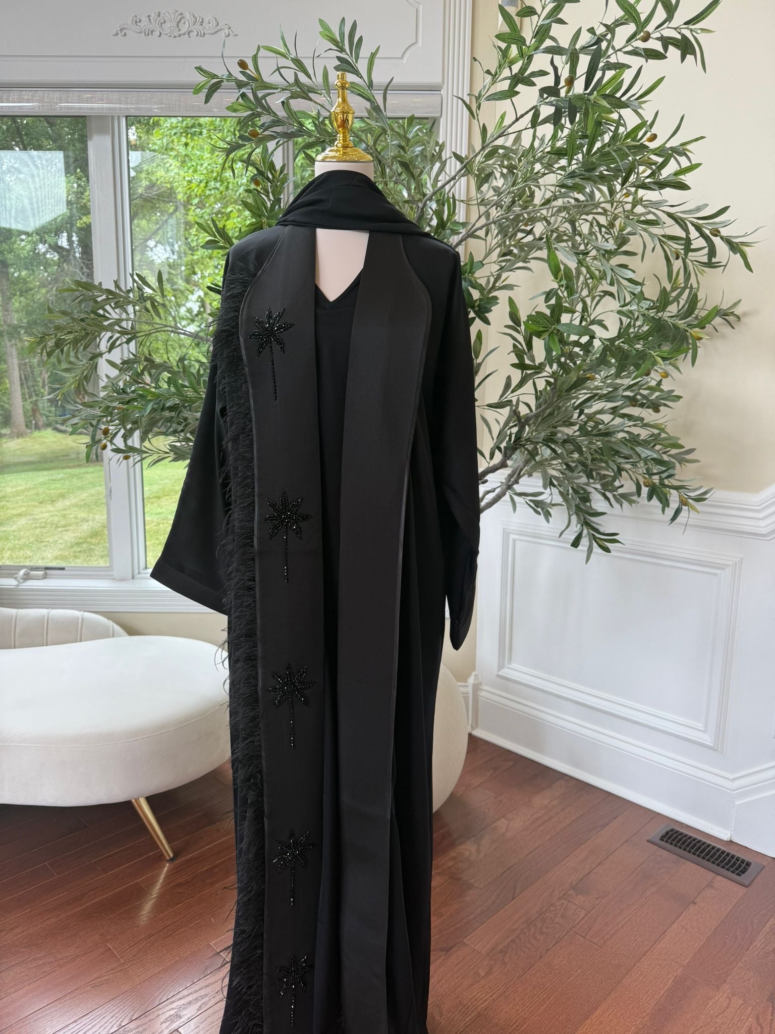 Black Serenity Abaya – Feather Accent with Beaded Floral