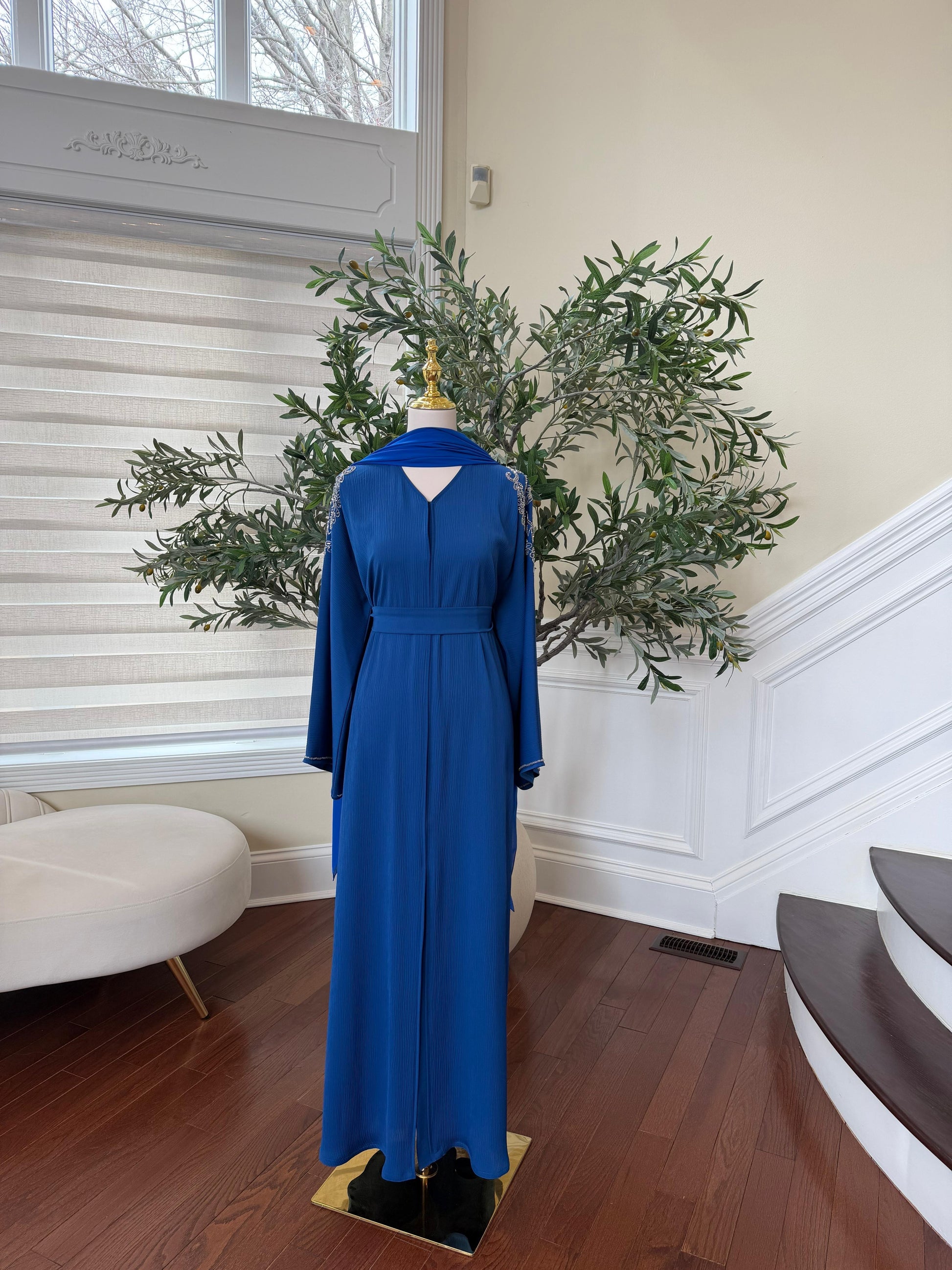 Blue Sleeve Charm Essence Abaya