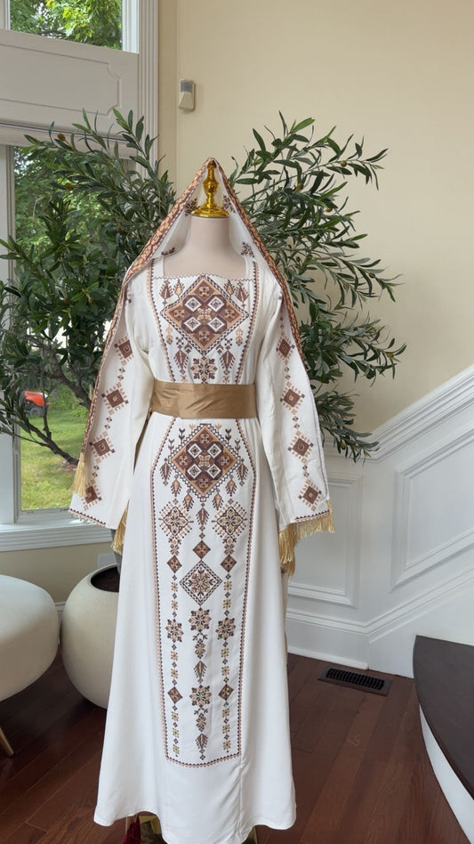 White Elegance Thobe Golden Tatreez Detail