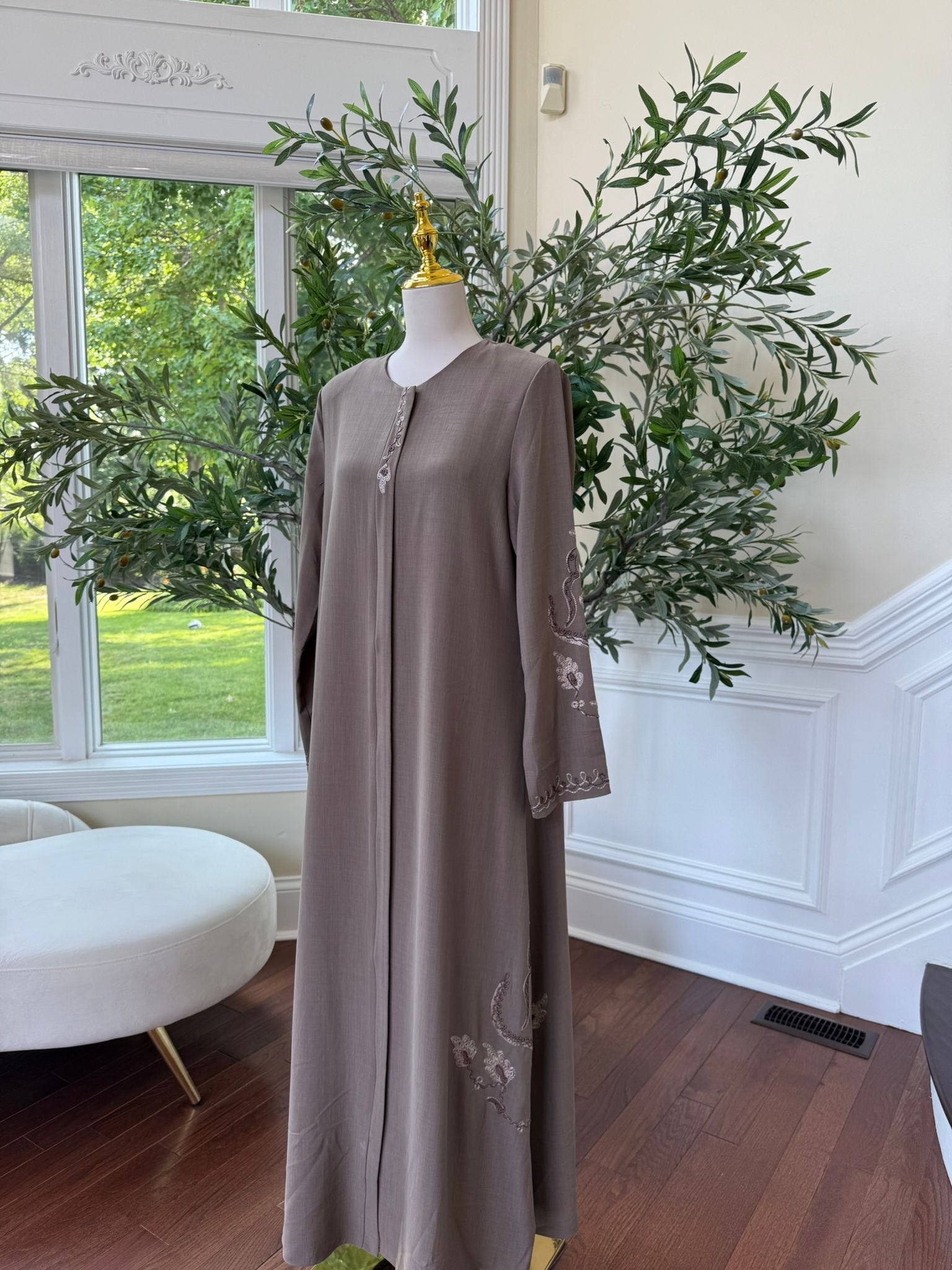 Taupe Embroidered Classic Abaya – Subtle & Floral Detail
