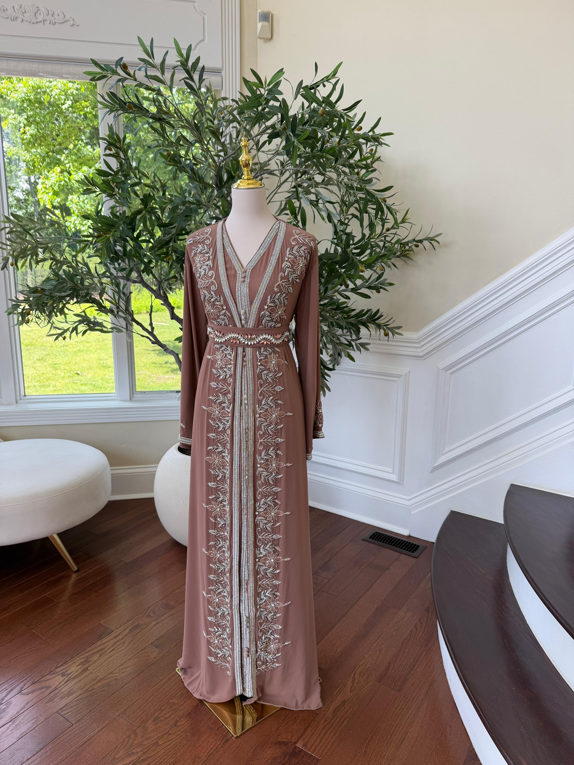 Dusty Rose Beaded Elegance Kuftan