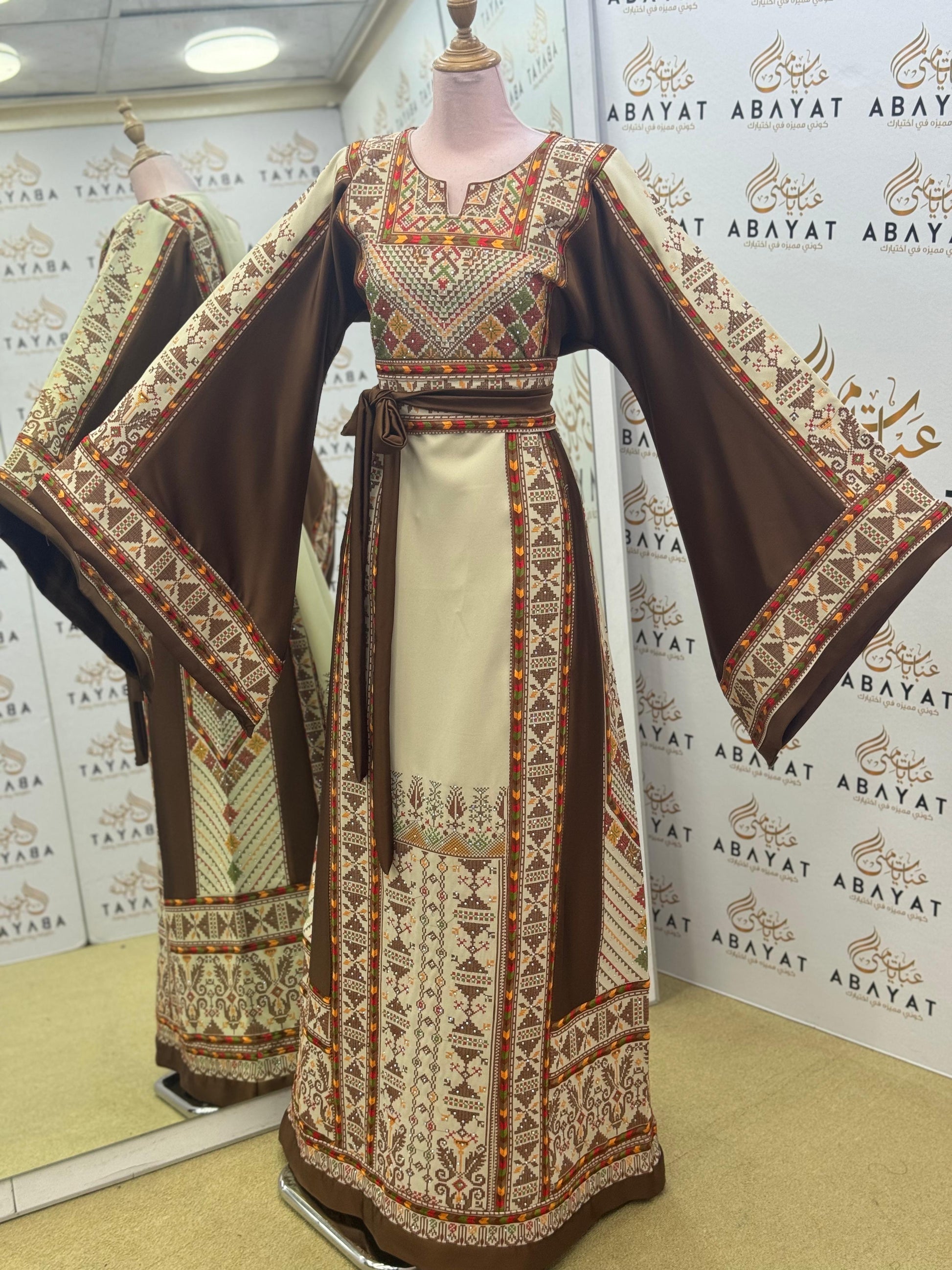 Luxury Palestinian Embroidered Thobe – Brown Traditional Design