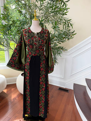 Black Embroidery Tatreez Thobe