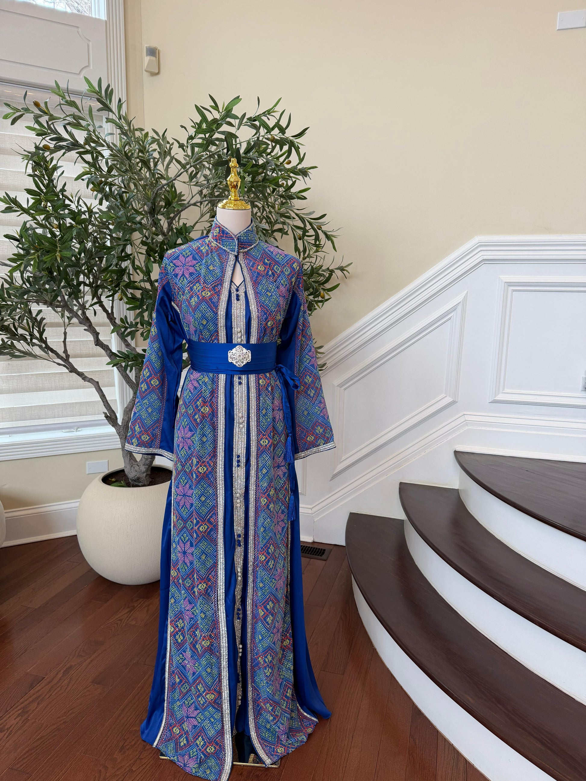 Embroidery Blue Royale Kuftan