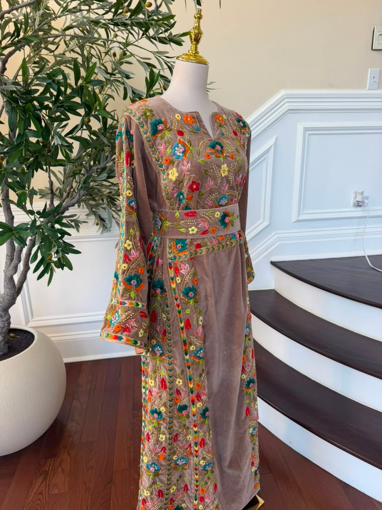 Tan Embroidery Beaded Stone Thobe