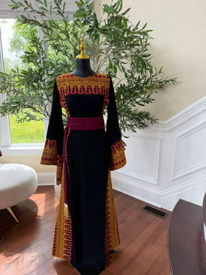 Black Embroidery Tatreez Elegance Thobe