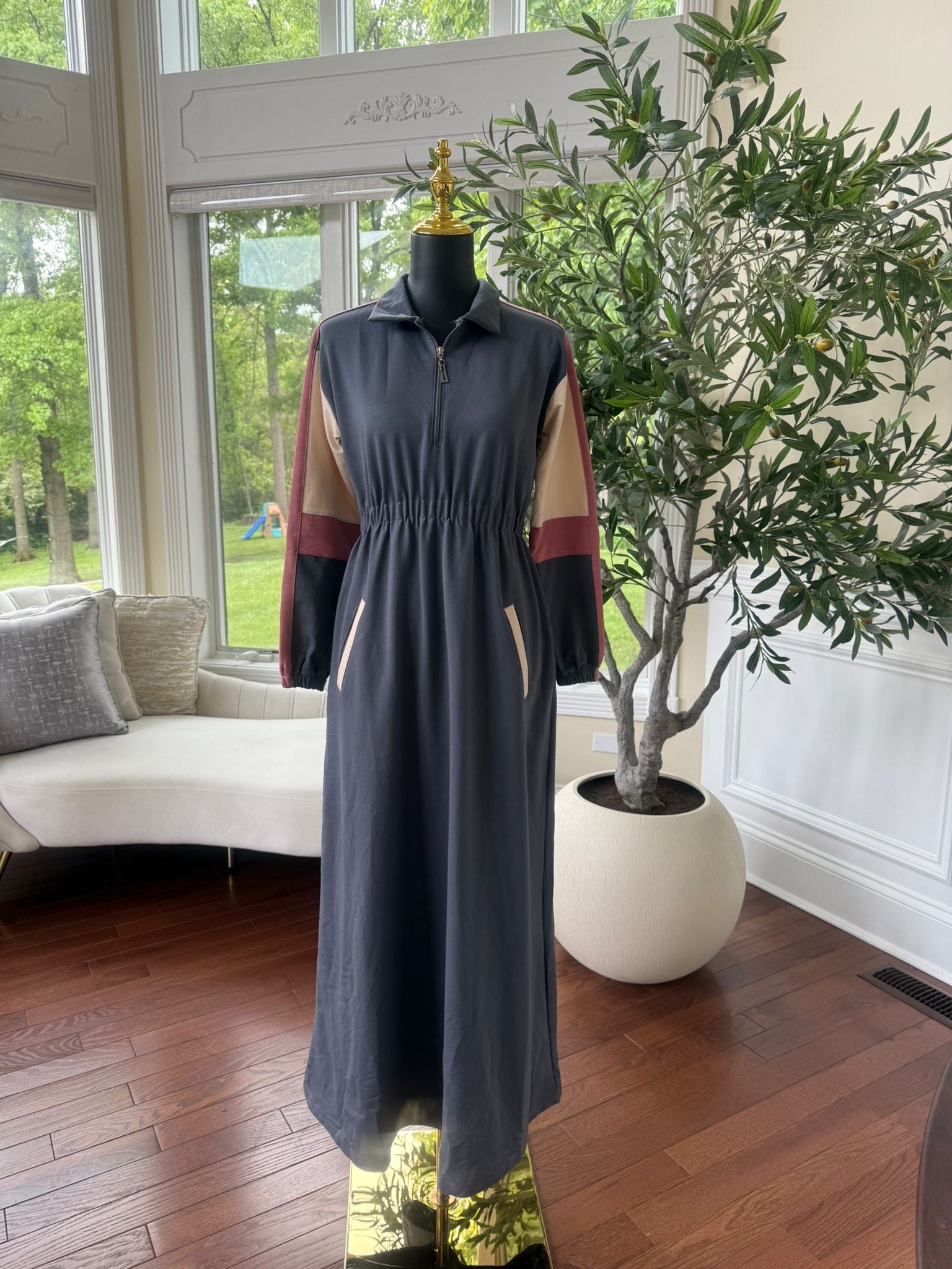 Elegant Grey Comfort Abaya