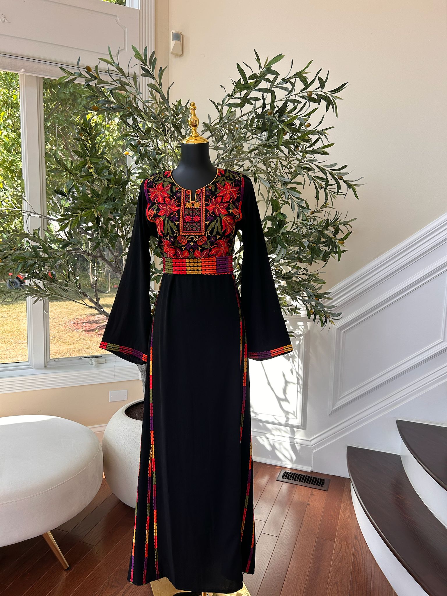 Elegant Black Multi Colored Tatreez Thobe