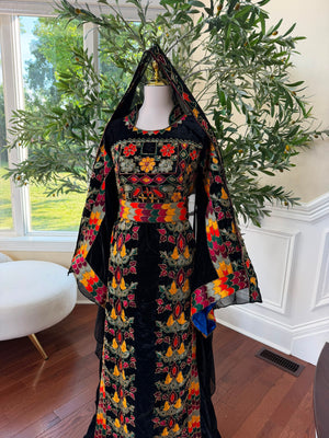 Black Beaded Stone Elegance Thobe
