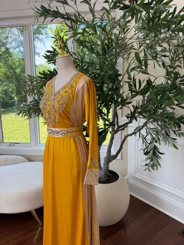 Yellow Beaded Embroidery Elegance Kuftan