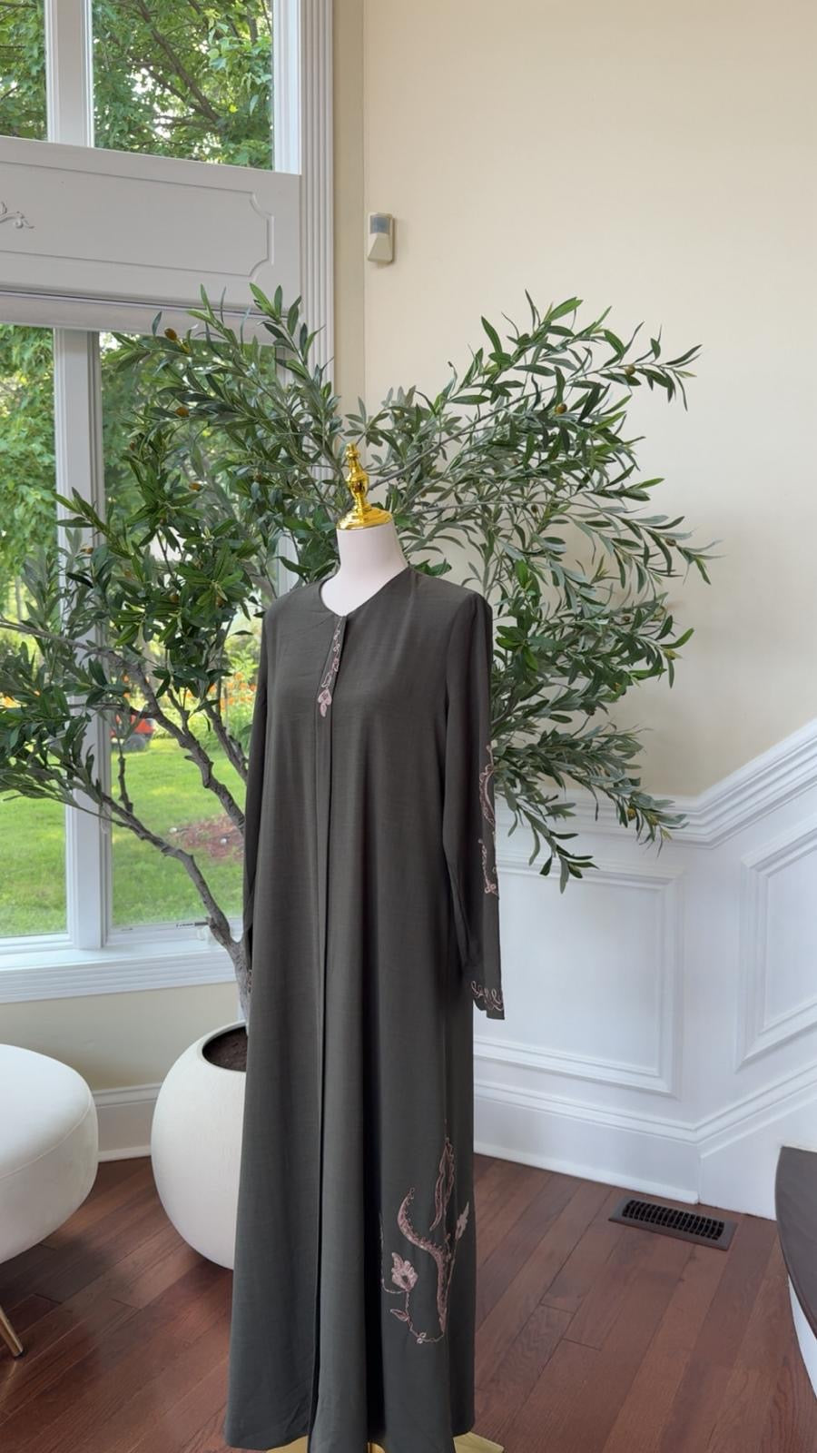 Olive Blush Embroidered Abaya – Soft Grace