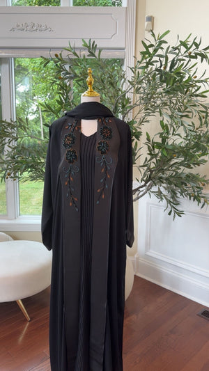 Floral Majesty – Elegant Floral Beaded Detail Black Abaya
