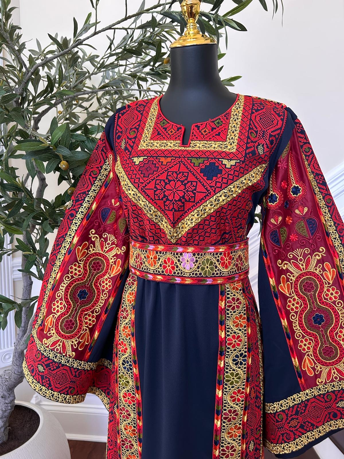 Navy Blue Elegance Tatreez Thobe