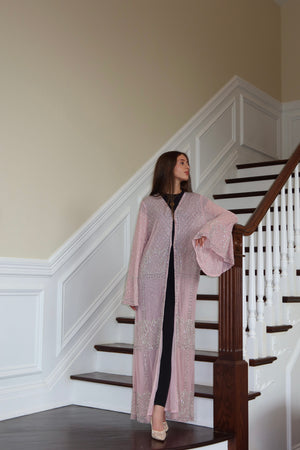 Pink Radiance Abaya – Crystal Elegance in Rose Glow