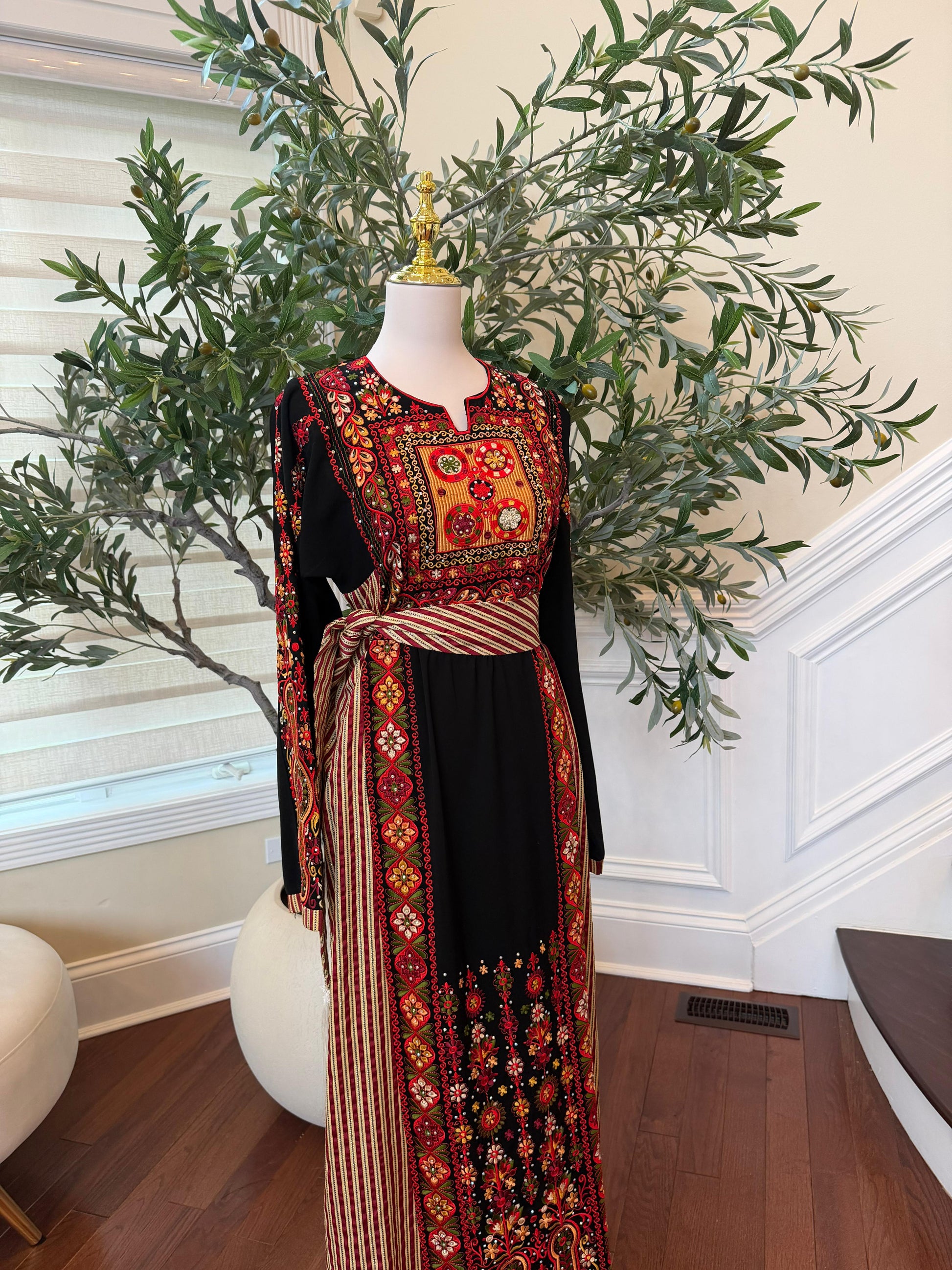 Black Embroidery Tatreez Red Thobe