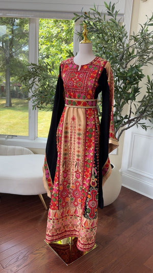 Black Tatreez Embroidery Thobe/ A