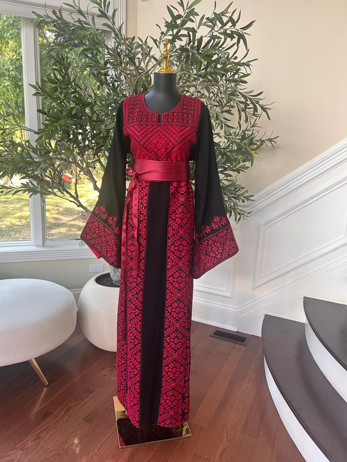 Black Elegance Red Tatreez Thobe