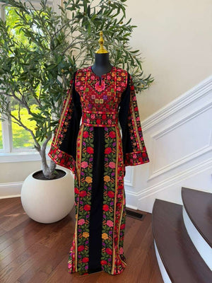 Black Embroidery Tatreez Sabal Kharaz Thobe