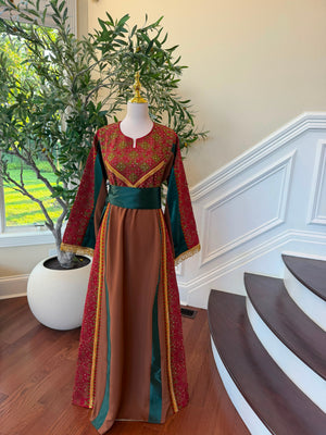 Brown Embroidery Elegance Tatreez Thobe