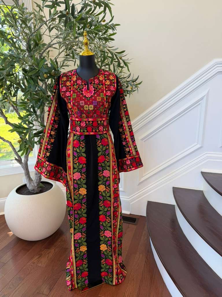 Black Embroidery Tatreez Sabal Kharaz Thobe