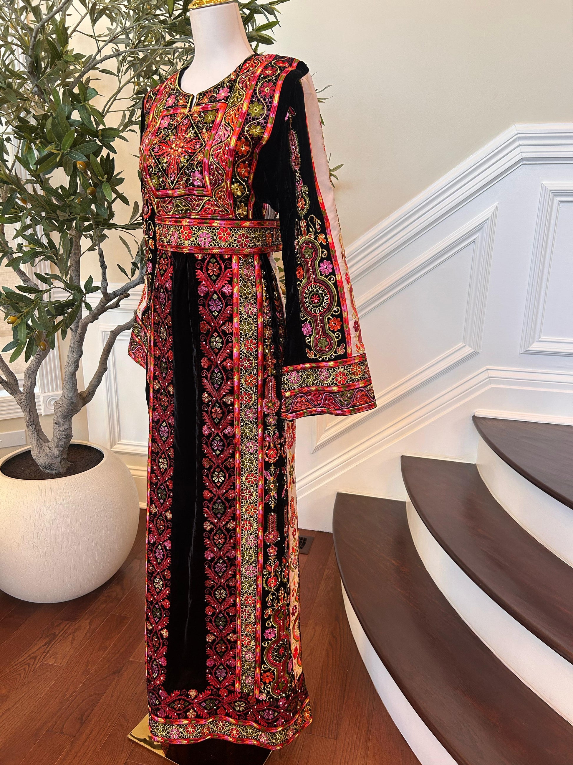 Black Velvet Tatreez Embroidered Thobe