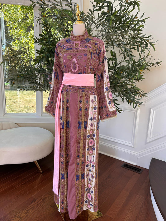 Pink Velvet Stone Thobe