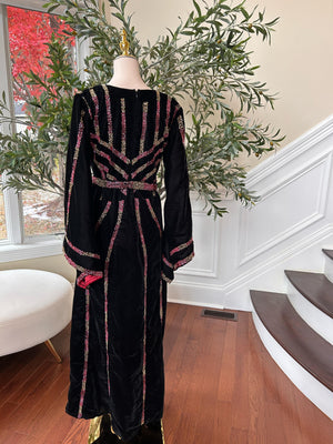 Black Velvet Beaded Stone Thobe