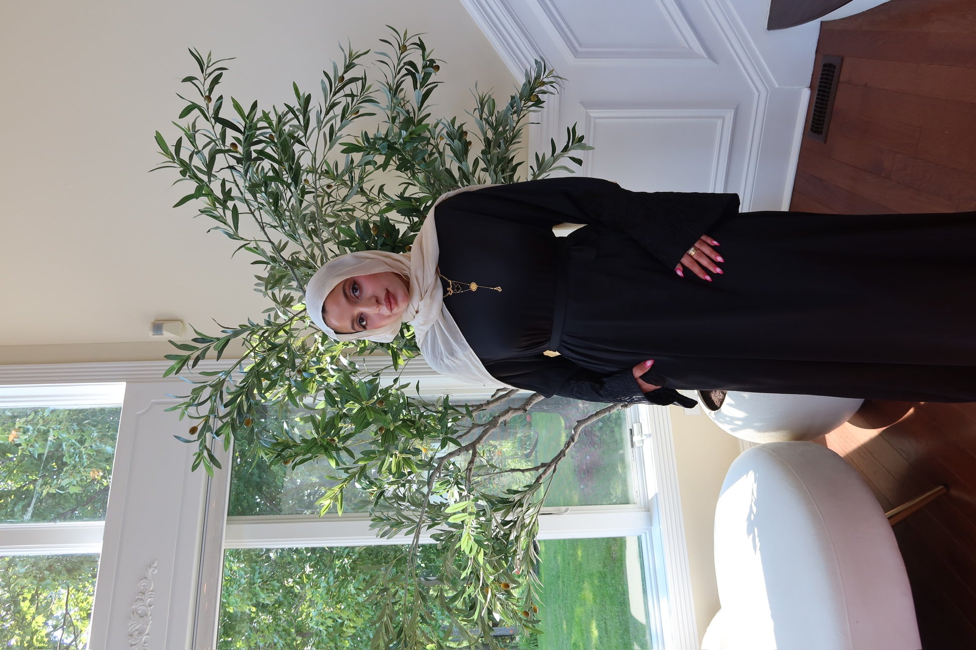 Black Floral Sleeve Abaya