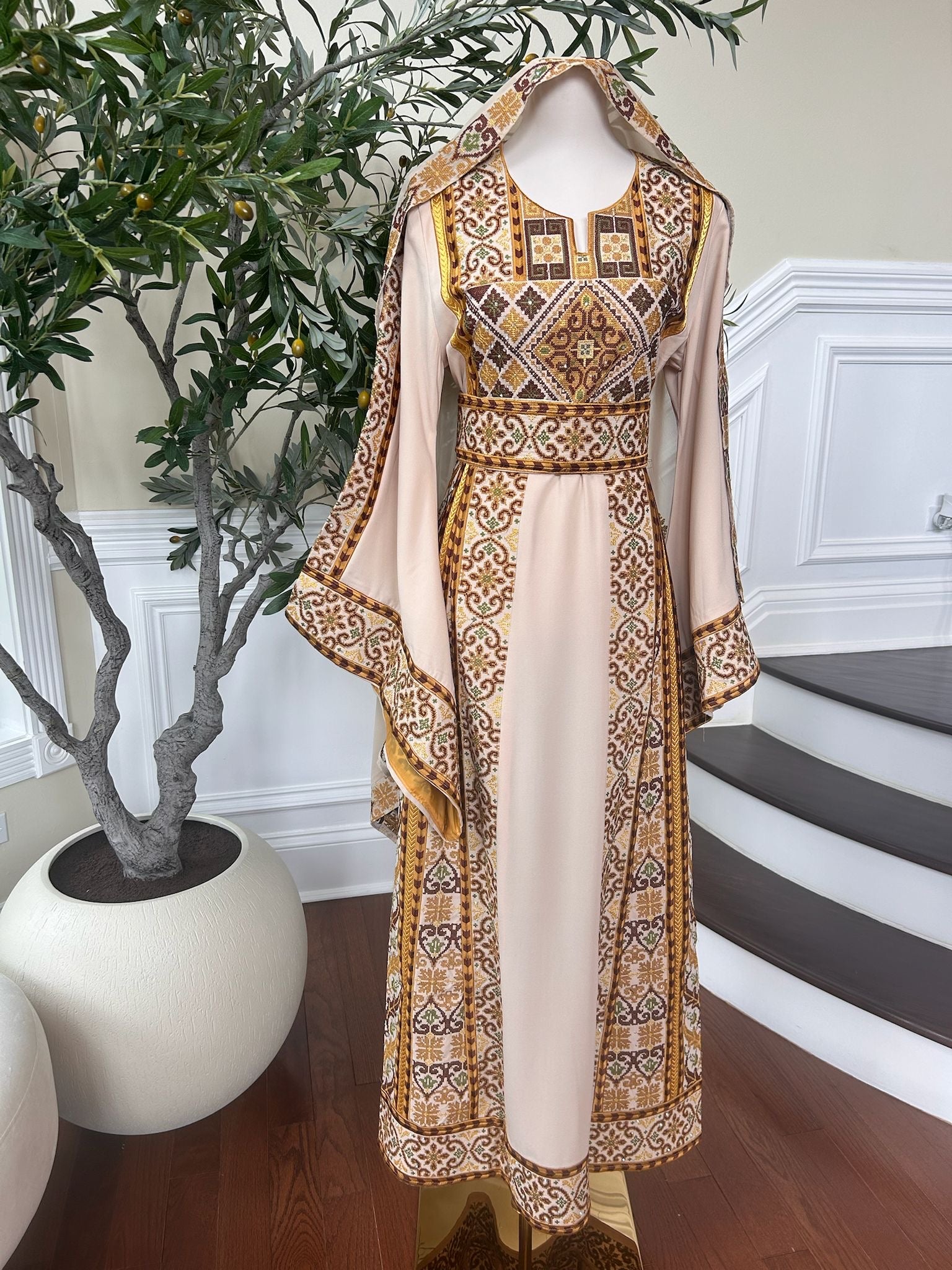 Tan Elegance Embroidery Tatreez Golden Detail Thobe