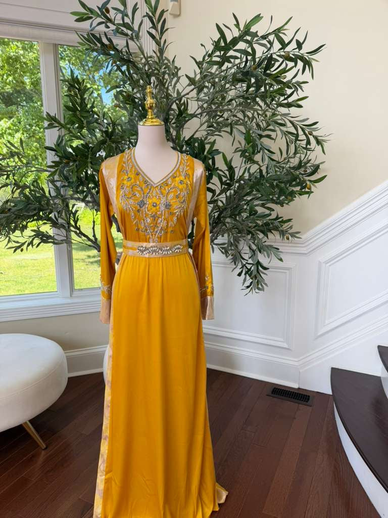Yellow Beaded Embroidery Elegance Kuftan