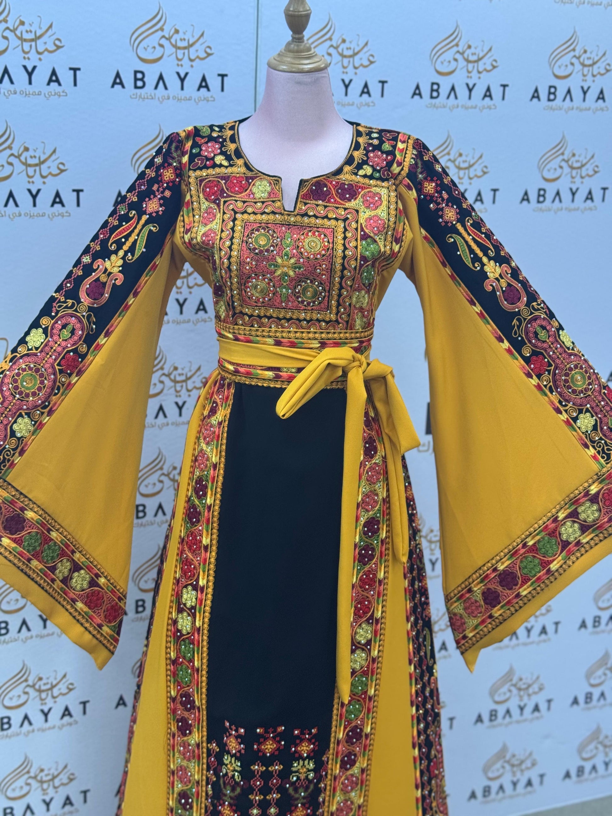 Henna Night Golden Elegance Thobe