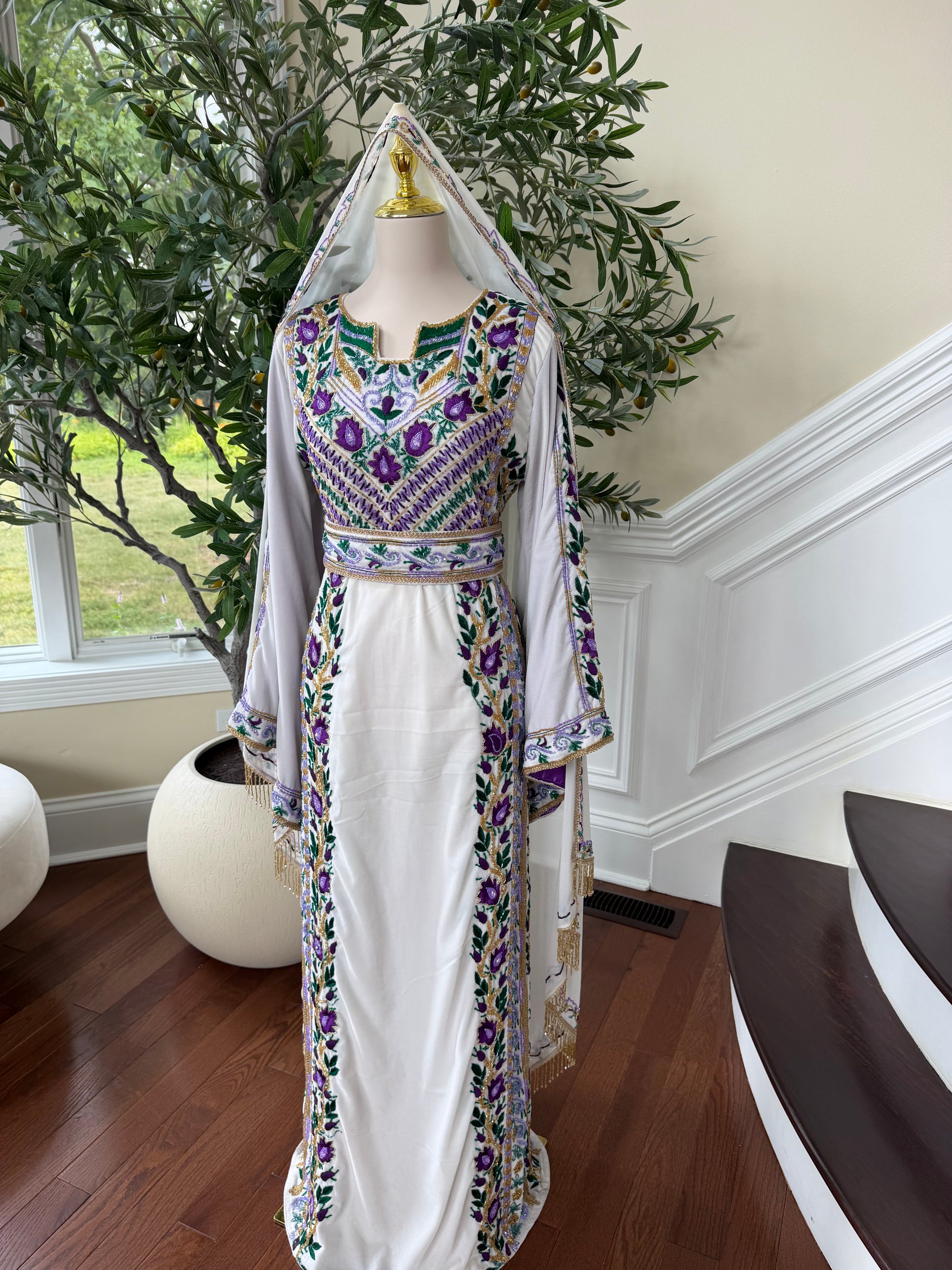 Velvet White Stone Purple Embroidery Thobe