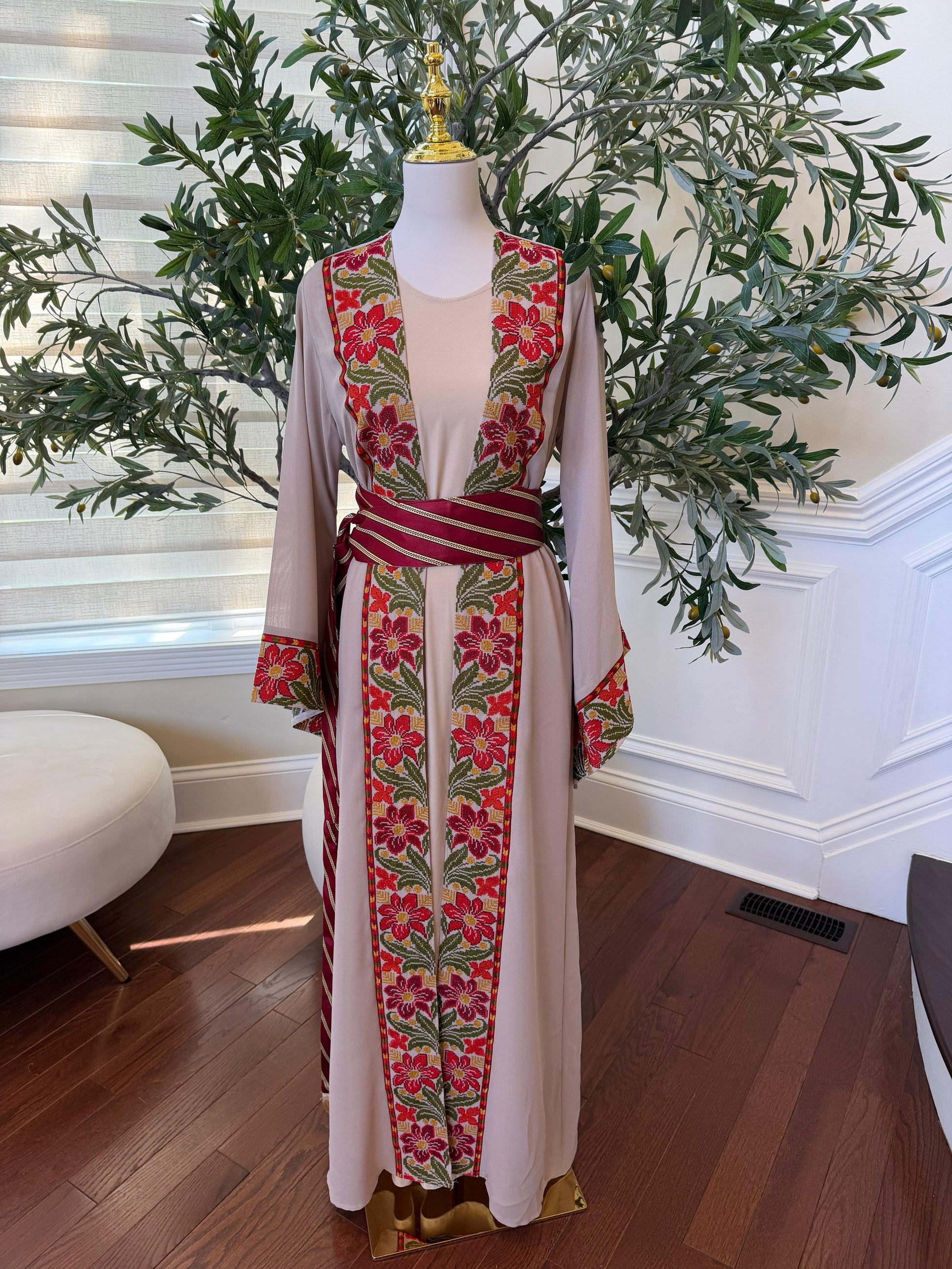 Tan Floral Embroidery Tatreez Thobe