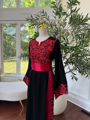Red Tatreez Embroidery Thobe