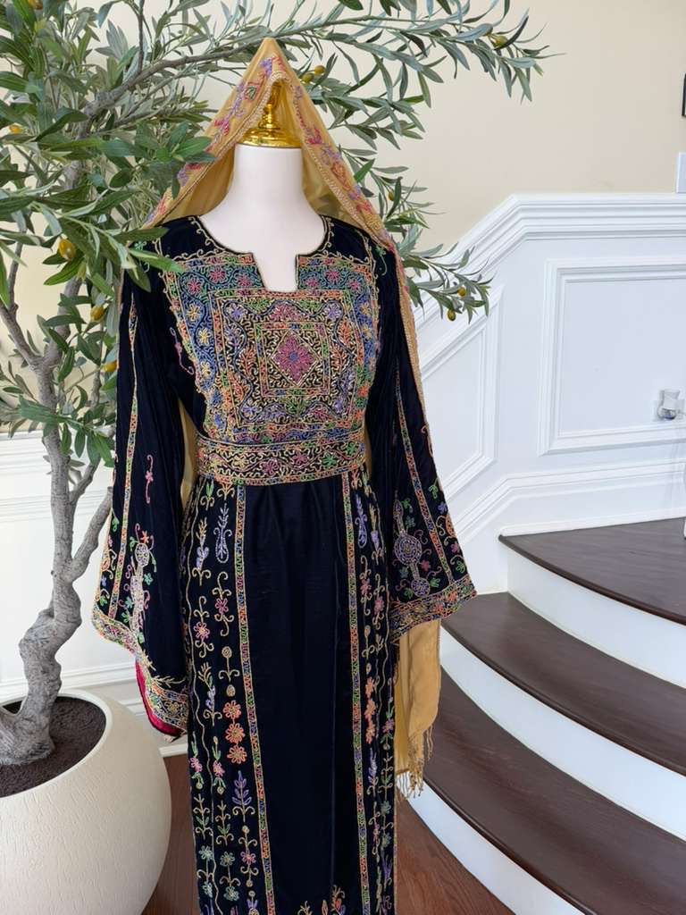 Navy Blue Beaded Elegance Stone Thobe