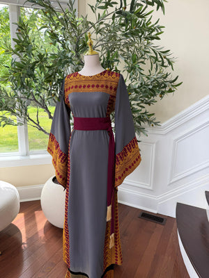 Grey Traditional Tatreez Embroidery Thobe