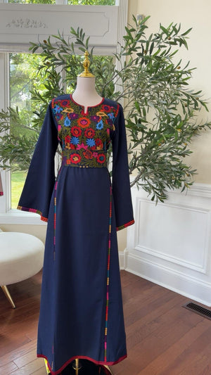 Navy Blue Floral Embroidery Tatreez Thobe