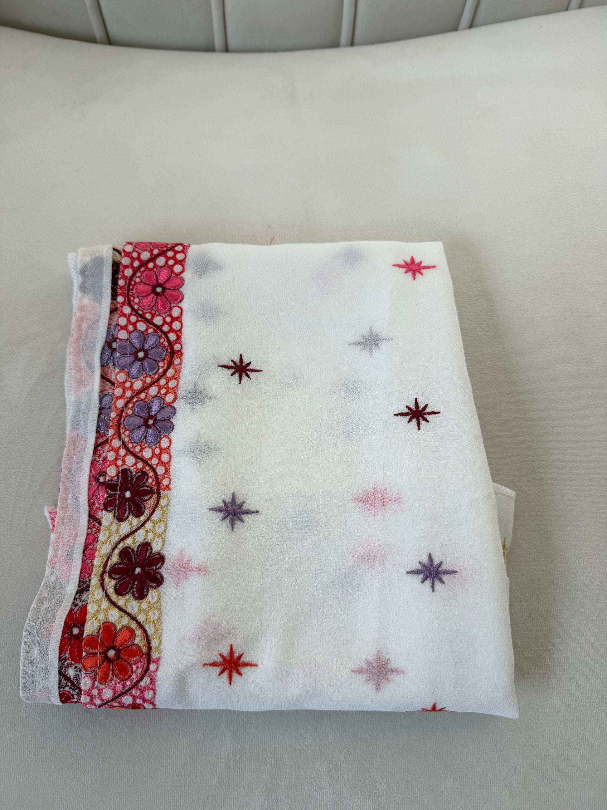 White Tatreez Khirka Shal Mandil