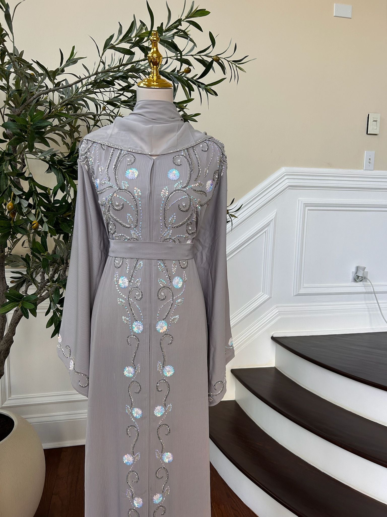 Grey Floral Detail Abaya