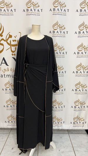 Timeless Elegance: Solid Color Abaya with Edgy Open Design