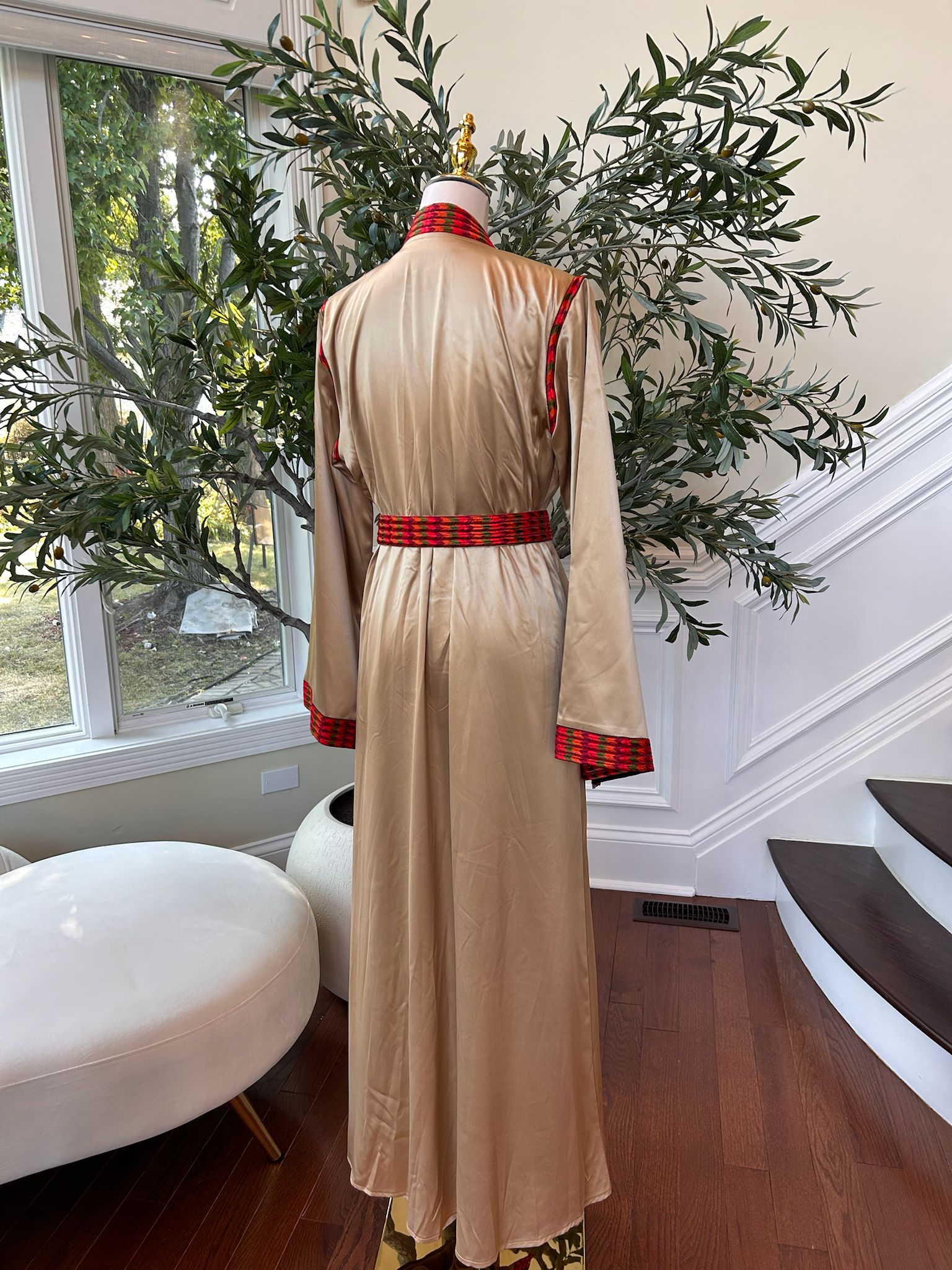 Golden Red Embroidery Tatreez Thobe